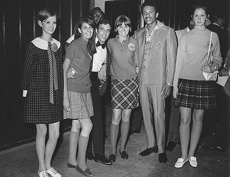 Jerry, fans and Jamo Thomas, 1967